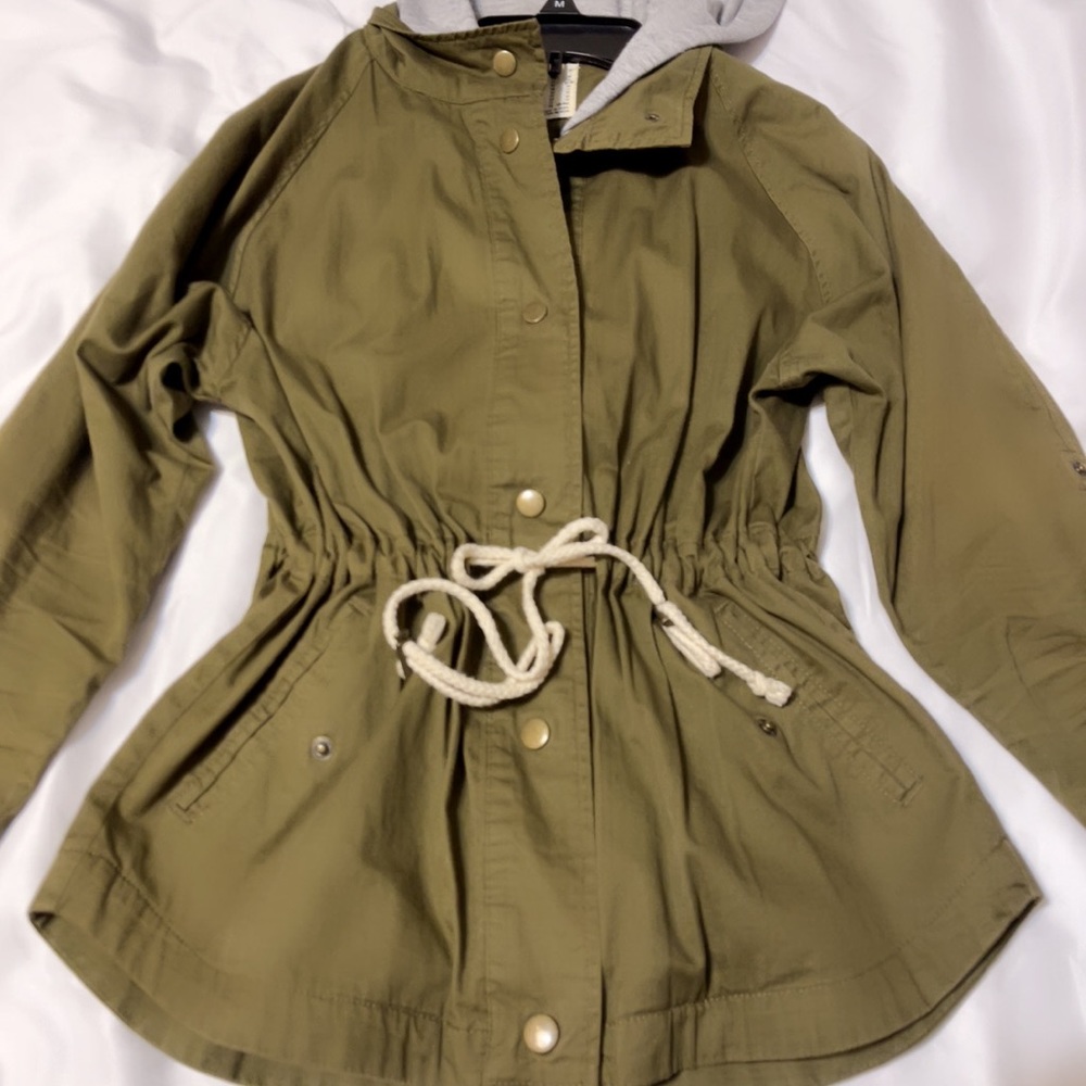 Women’s Jacket. Size XS-Small.